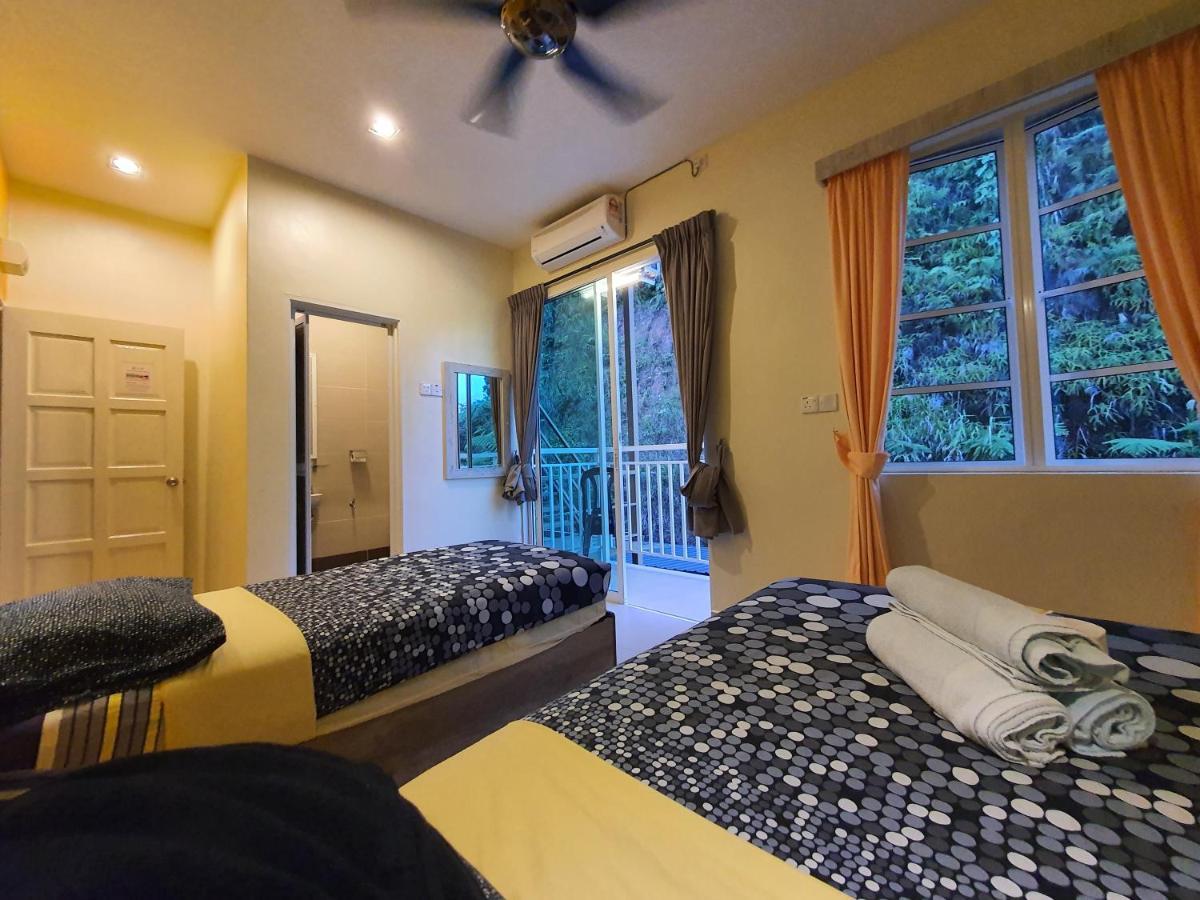 Fathers Guesthouse Bungalow キャメロンハイランド エクステリア 写真