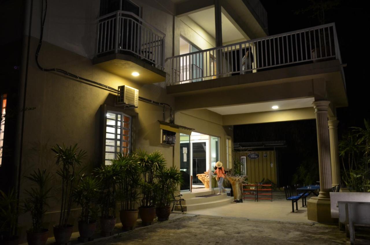 Fathers Guesthouse Bungalow キャメロンハイランド エクステリア 写真